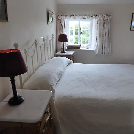 Lower Tresmorn Farmhouse Crackington Haven 외부 사진